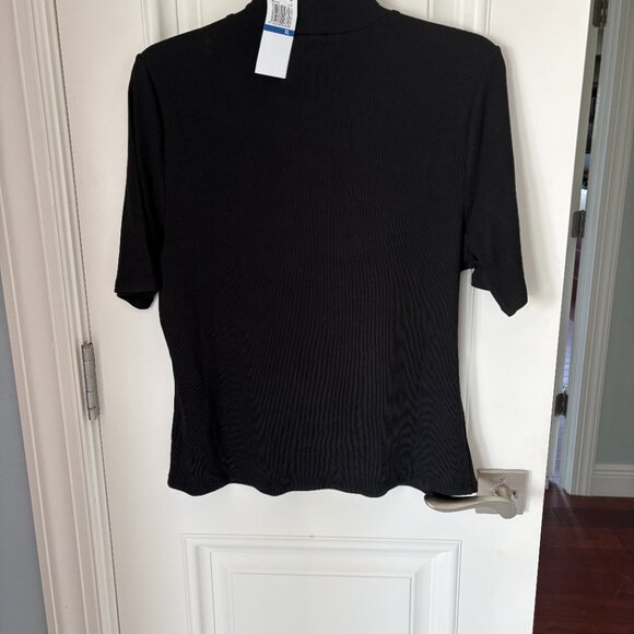 New soft ribbed black top with cutouts - Picture 2 of 7